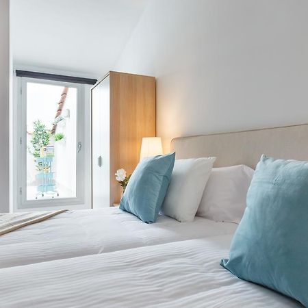 Apartamentos Cornellalux Cornellà de Llobregat Dış mekan fotoğraf