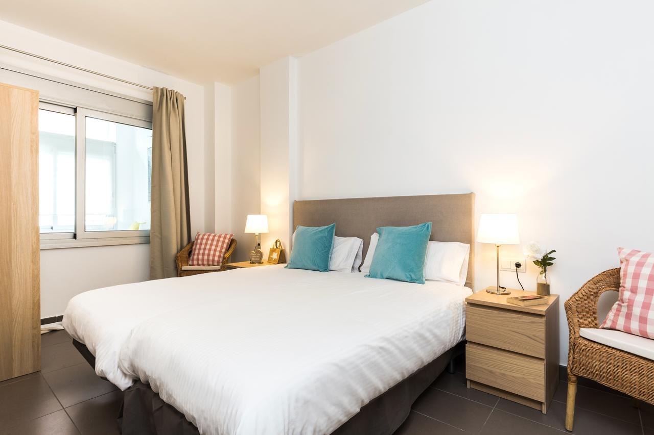 Apartamentos Cornellalux Cornellà de Llobregat Dış mekan fotoğraf